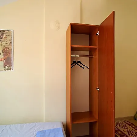 Hipster Guest Guest house